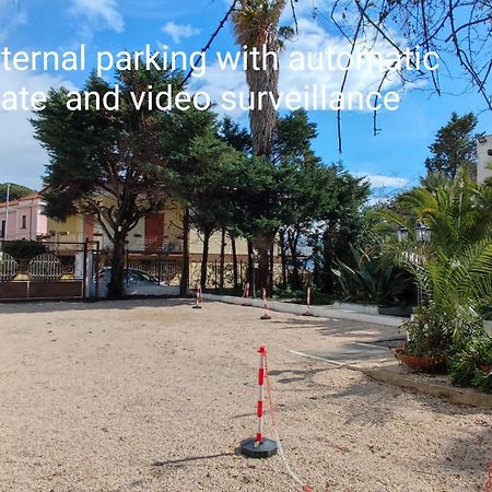 B&B Il Giardino Di Villa Anna Trecase Екстериор снимка