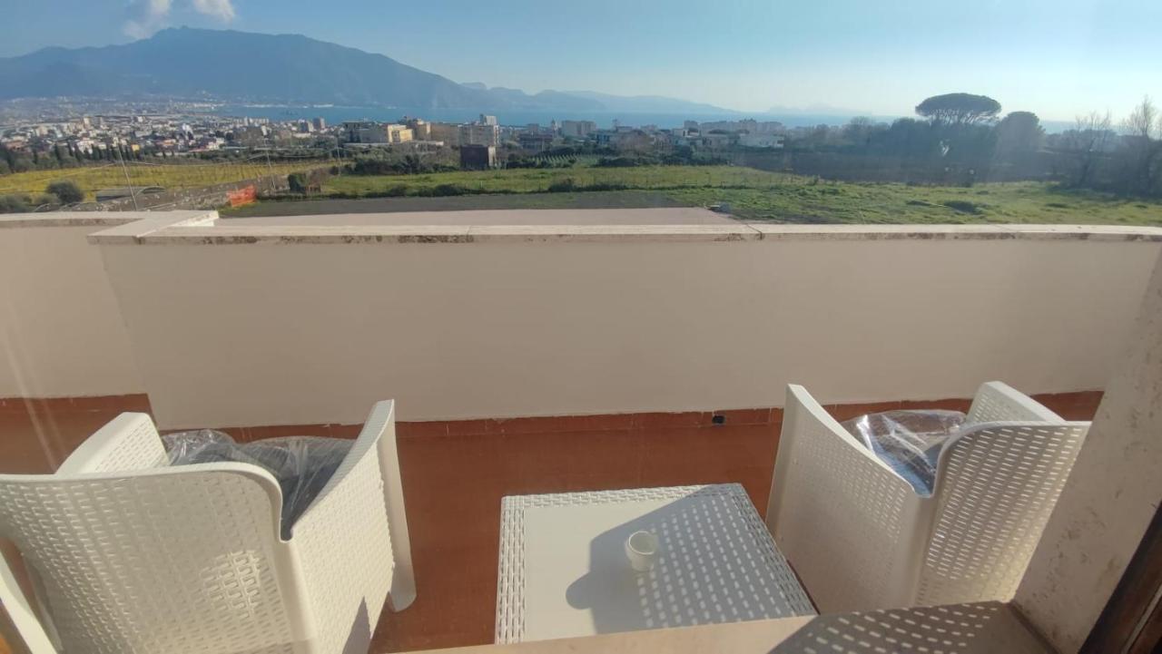 B&B Il Giardino Di Villa Anna Trecase Екстериор снимка