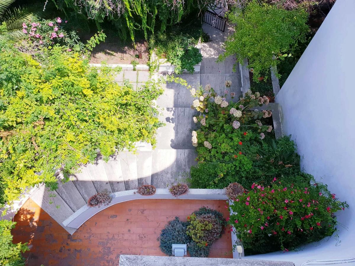 B&B Il Giardino Di Villa Anna Trecase Екстериор снимка