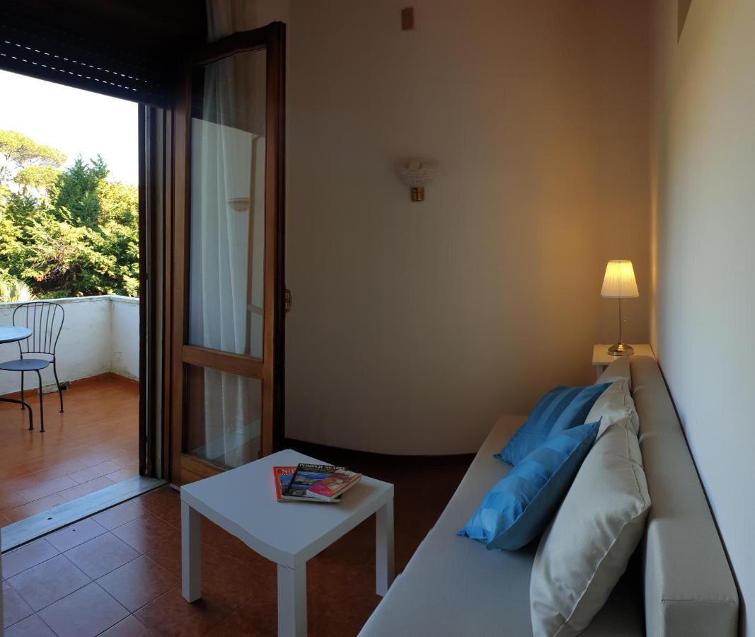 B&B Il Giardino Di Villa Anna Trecase Екстериор снимка